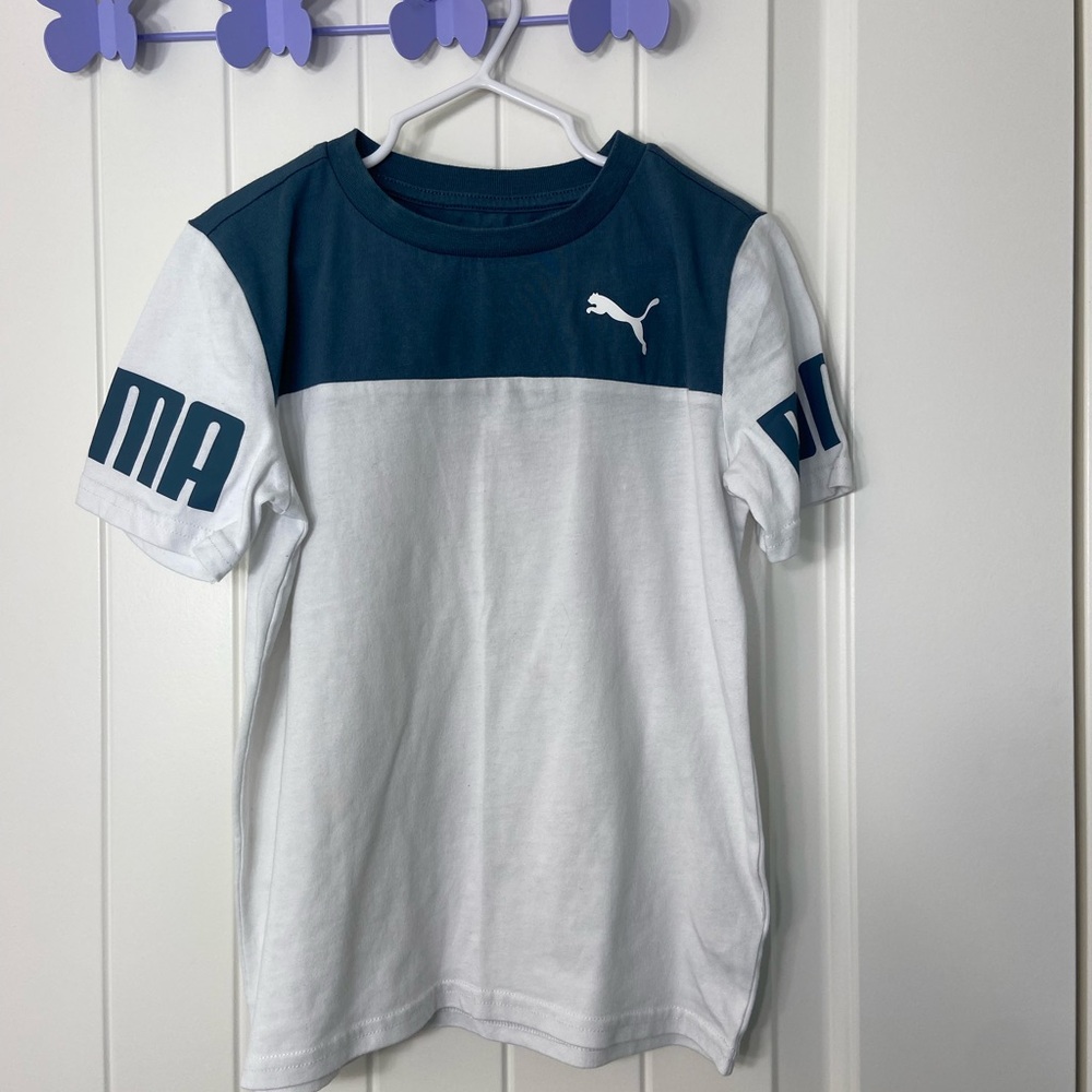 NWOT PUMA boy’s teal white colorblock logo decal short sleeve tshirt shirt small